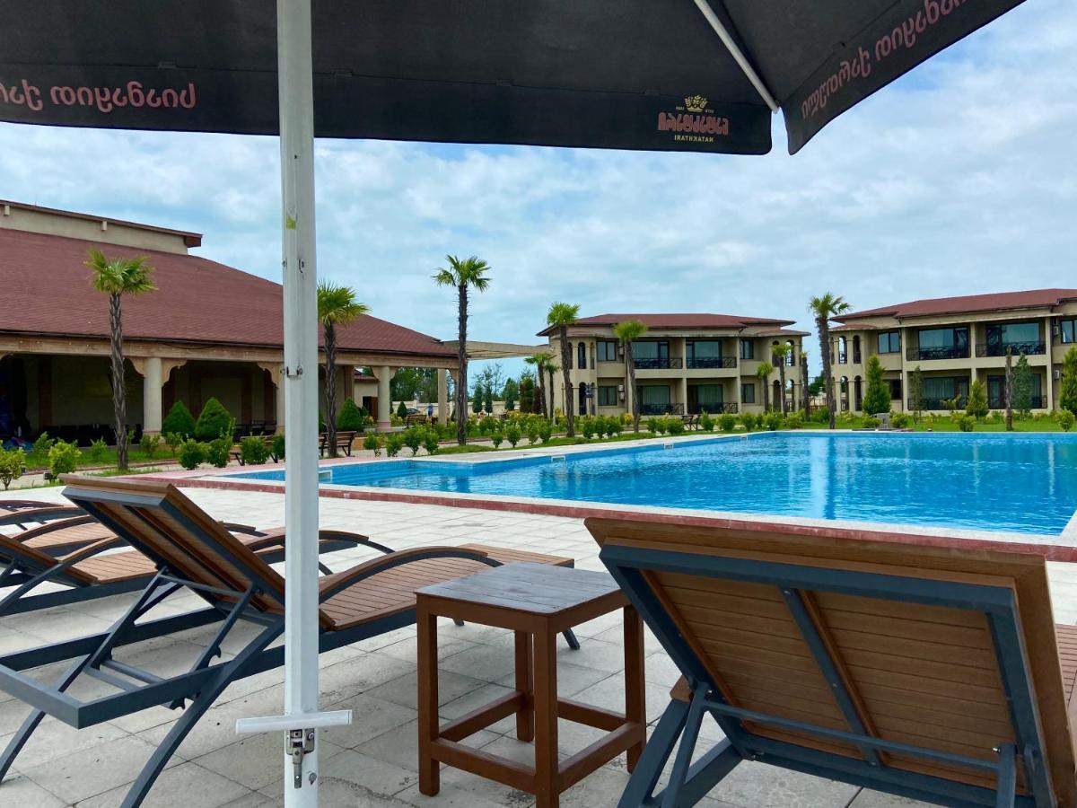 Anaklia Resort By Pratap'S Signature Bagian luar foto